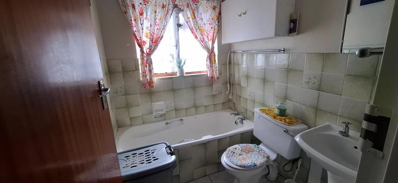 3 Bedroom Property for Sale in Bothasig Western Cape